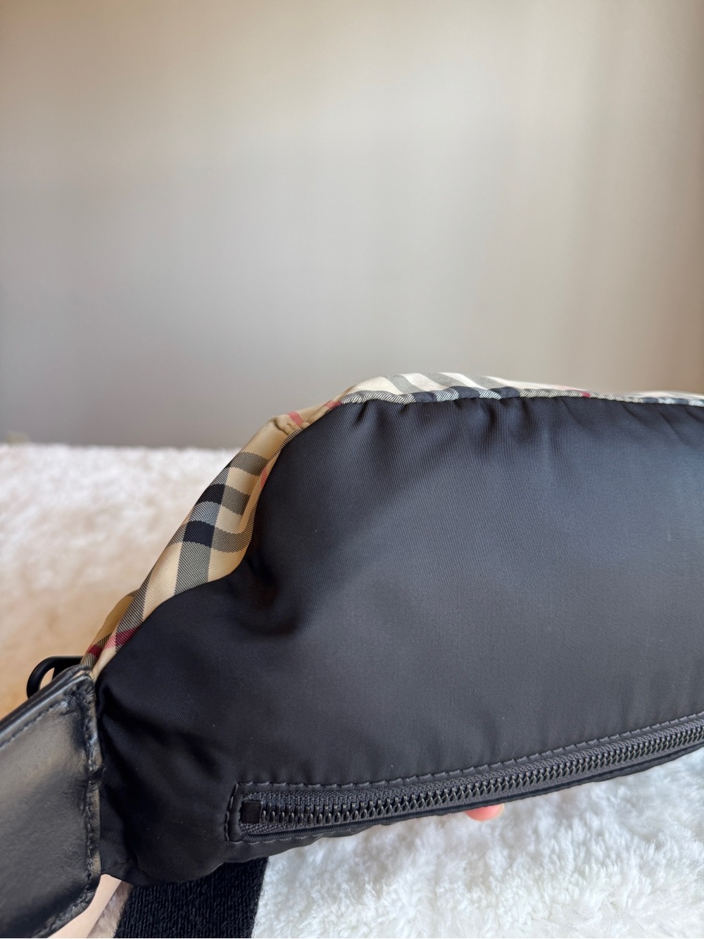 Burberry Beige Check Canvas and Black Logo Belt Bag - Picture 5 of 15